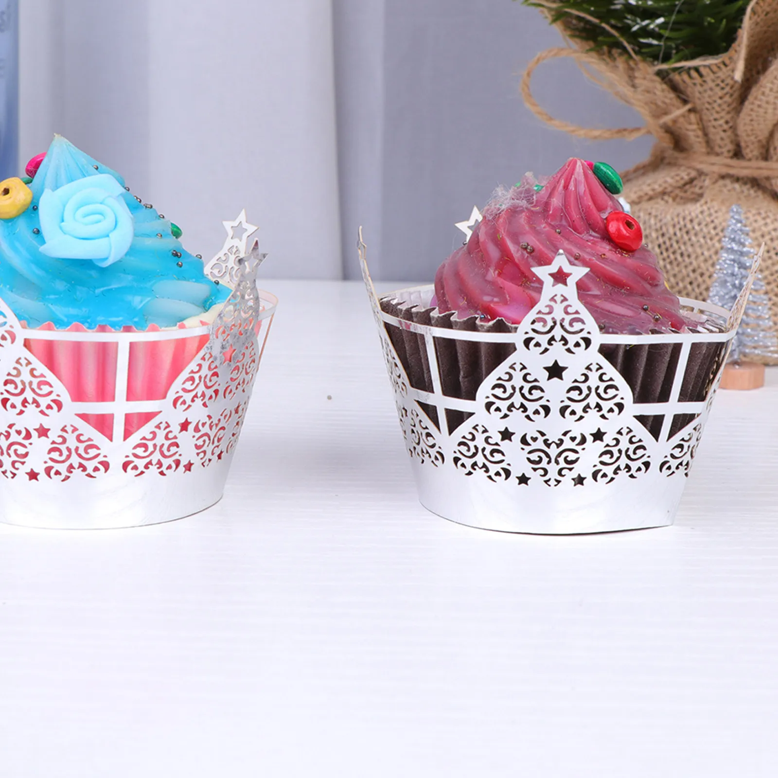 50pcs Cake Paper Collars Christmas Design Muffin Liners Non-Stick Baking Cups For Cupcakes Small Cakes Desserts Party Wedding