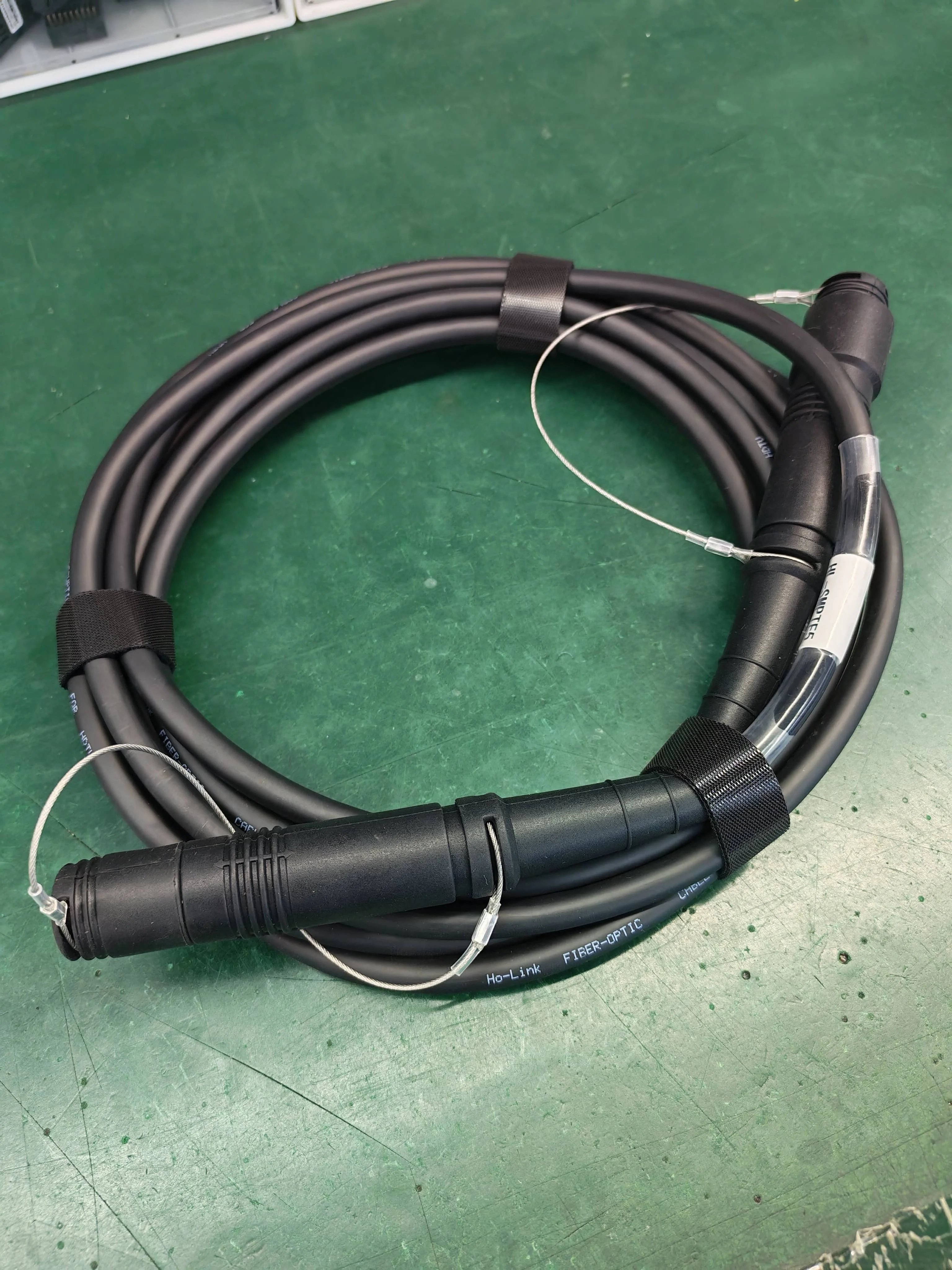 

5M SMPTE Hybrid Armored Fiber Optic Cable FUW-PUW