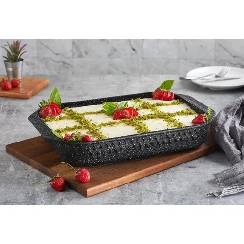 Heroes Cast Oven Tray Black 40 X26