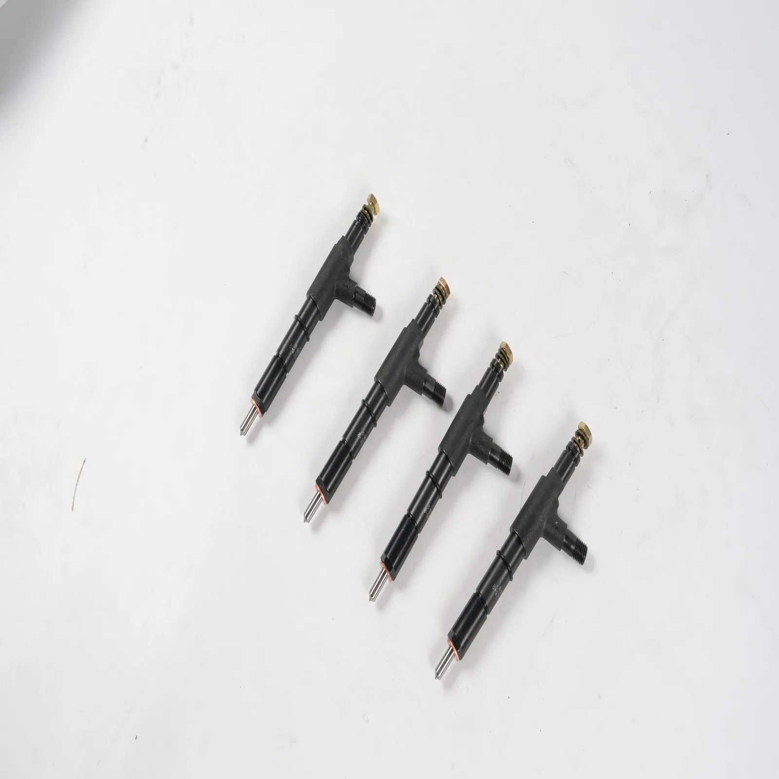 이수즈 NKR NPR 트럭 4HF1 엔진용 연료 인젝터 8-97174112-0 8971741120 4개 세트