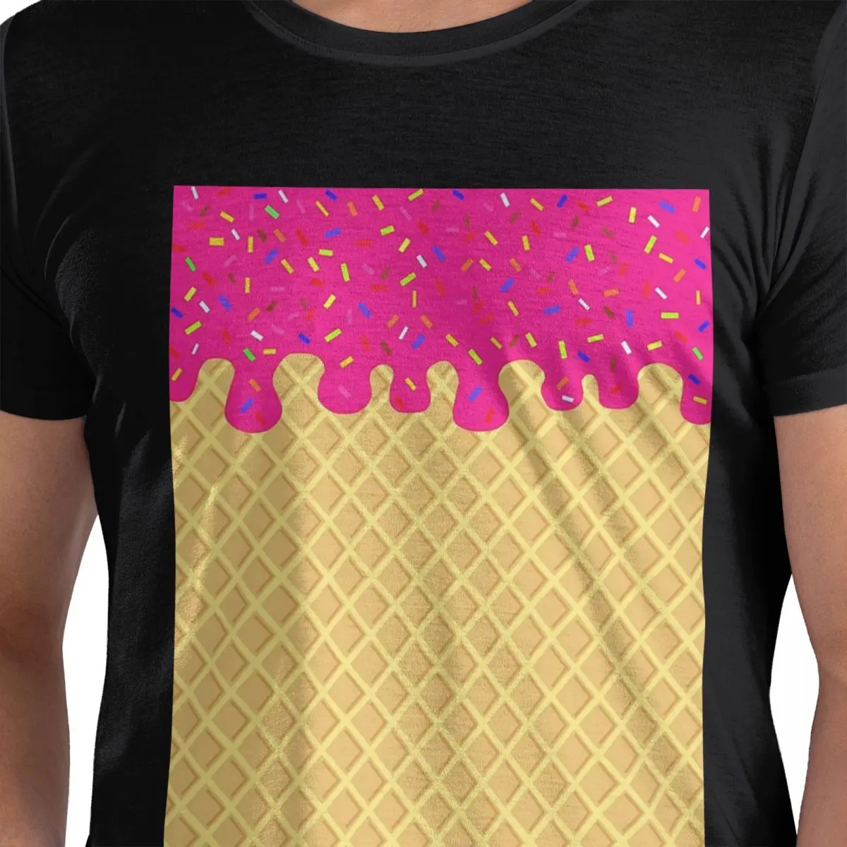 

STRAWBERRY Ice Cream Waffle Cone 100% Cotton T-Shirt Men's Classic T Shirts Men Crew Neck Short Sleeve S-6XL