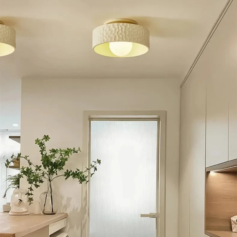 Modern Minimalist S…