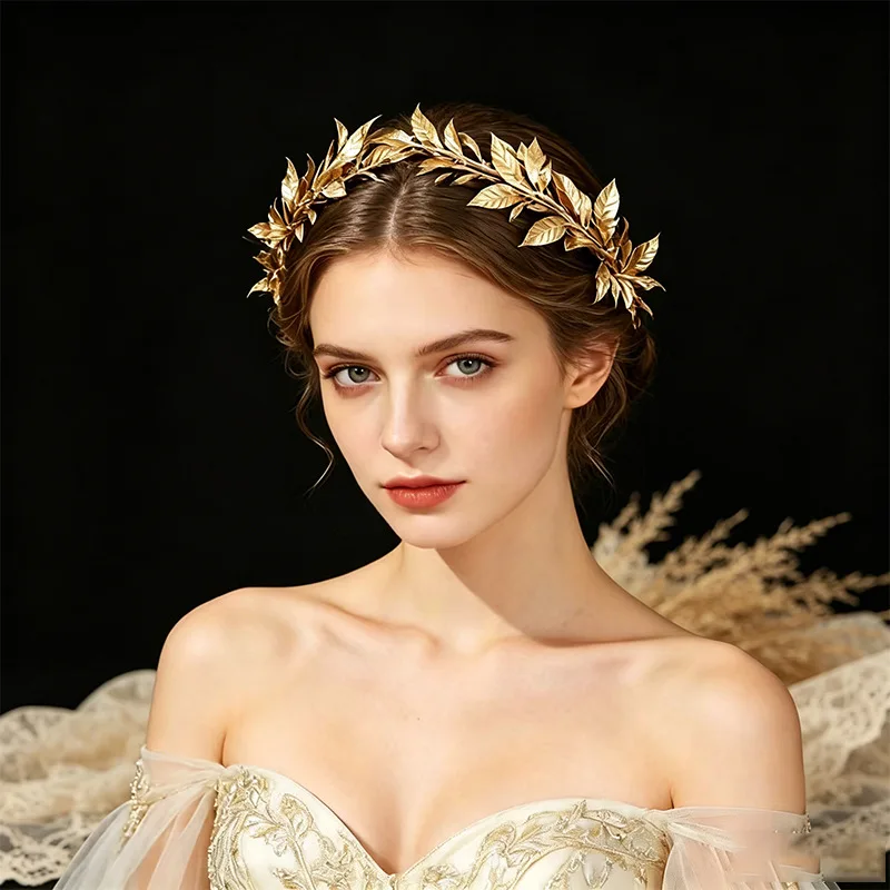 Gold Metal Leaf Hairband Three Dimensional Golden Leaf Headband for Bride Wedding Outdoor Photo Shoot Atmosphere view 3