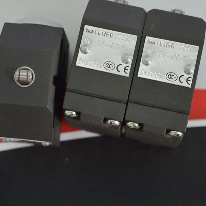

Детали оригинального комбинированного дорожного переключателя Balluff BNS 819-B06-D08-46-11