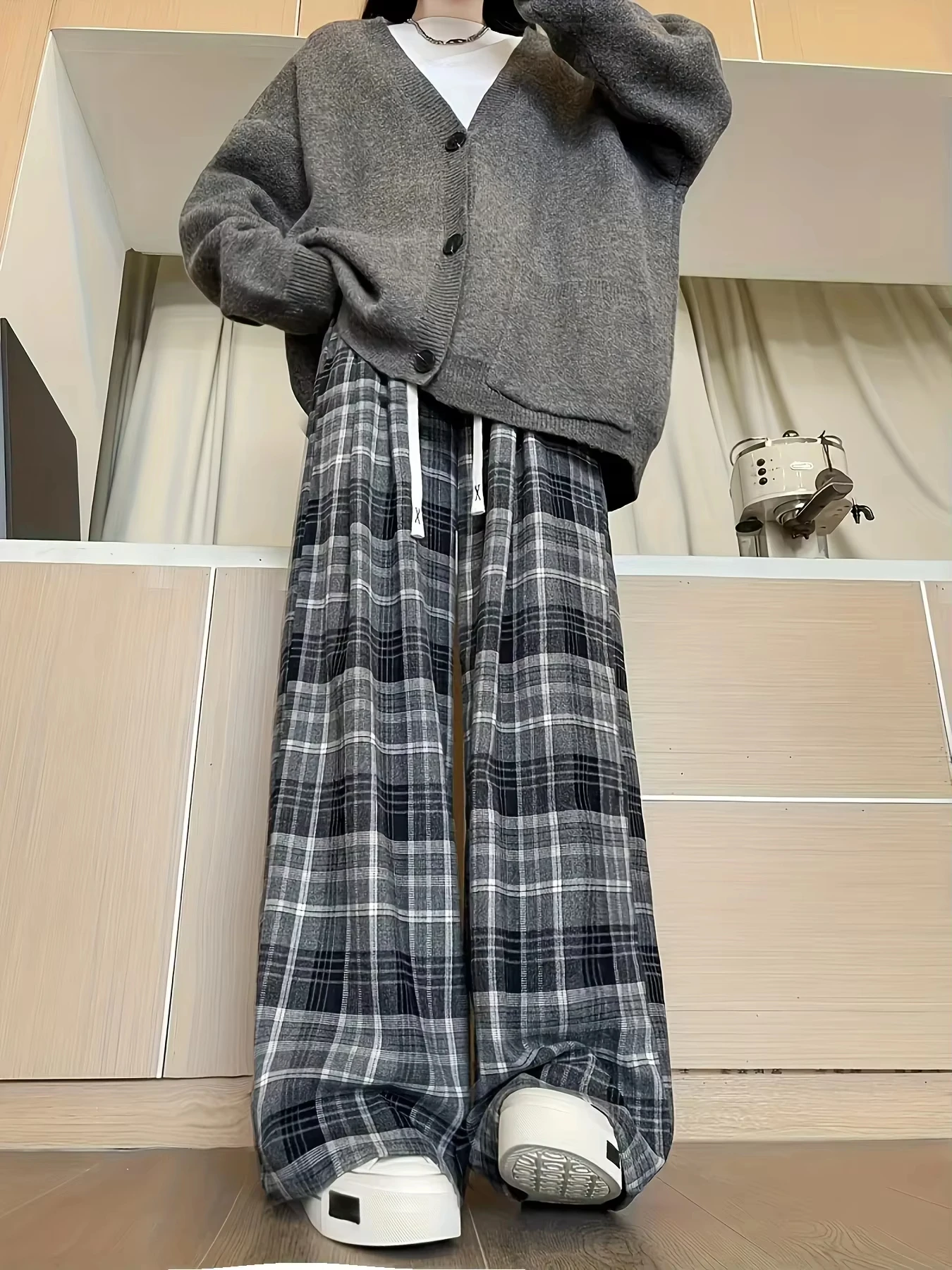 Men Women Unisex 3D Grey Check Printed Quick Dry Hip Hop Trousers, Vintage Plaid Street Style Sport Pants Straight Jogger Pants