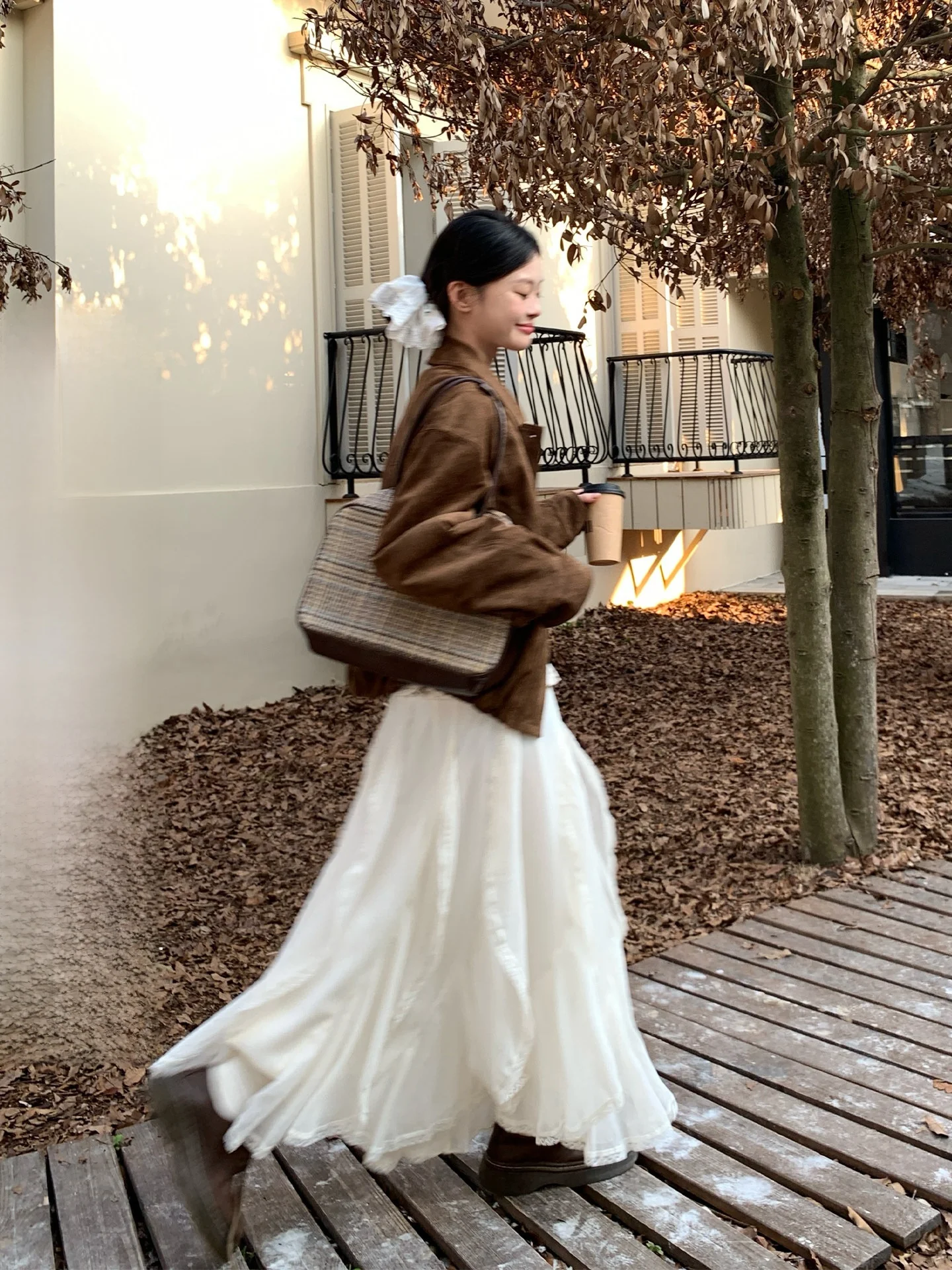 

Song Zhengen Peach Lace Trim Asymmetrical f Skirt Women's New 2026 Spring High Waist A-Line Tulle Long Skirt Korean Sle