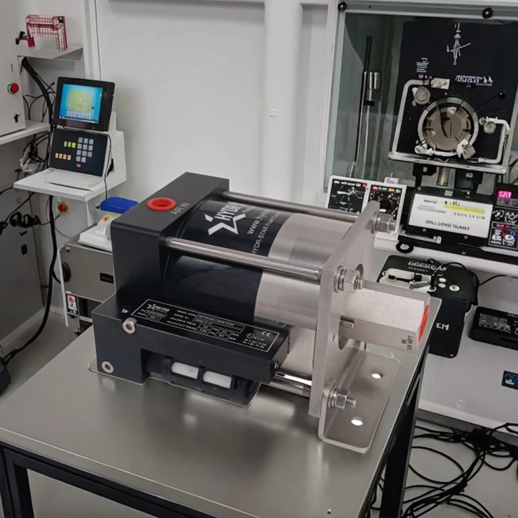 Hydro Pneumatic High Pressure Test Pump, Air Driven for Valve Testing, Tube Pressure Test and Industrial Use