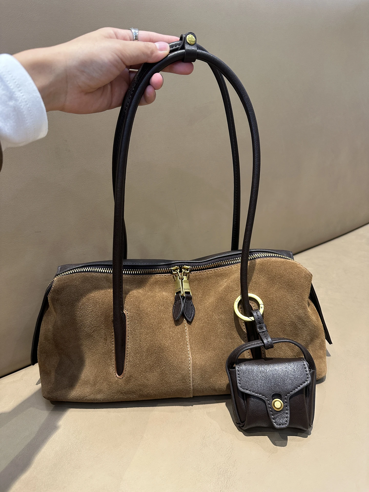 borsa-da-donna-in-pelle-di-fascia-alta-2025-nuovo-autunno-inverno-retro-borsa-da-bowling-in-pelle-bovina-opaca-borsa-sotto-le-ascelle-pendolari-chiusura-con-cerniera