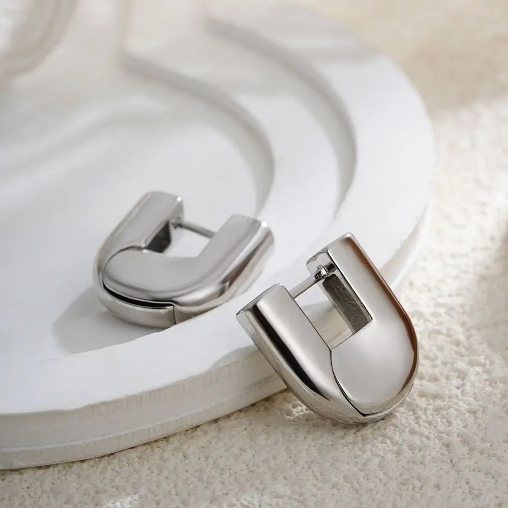 Polished PVD U Shape Hoop Earrings Waterproof Glossy Finish Chunky Hoop Earrings 18K Gold Plated Heavy Design Huggie Hoops - view 2