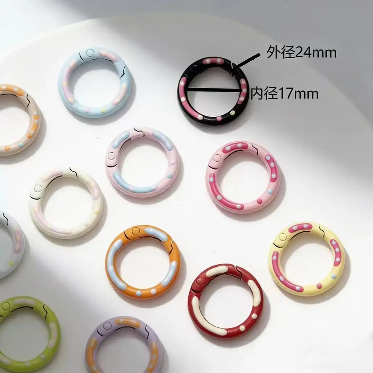 10pcs 24mm Mixed Color Sweet Donut O Ring Spring Clasp Openable Round Keychain Clips For DIY Hang-up Ring Buckle Connector image 5