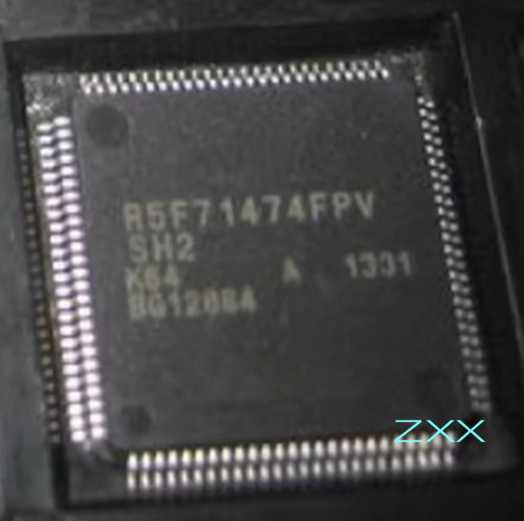 

2шт R5F71474FPVSH2 R5F71474FPV QFP100