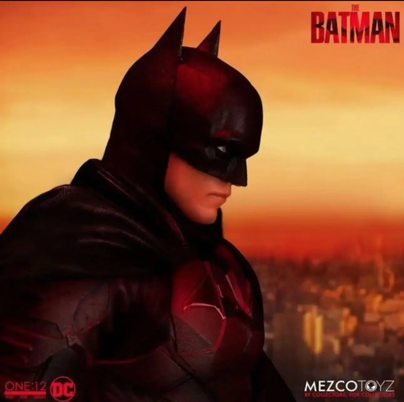 

MEZCO Ant New Batman Batman 6-дюймовая подвижная ткань