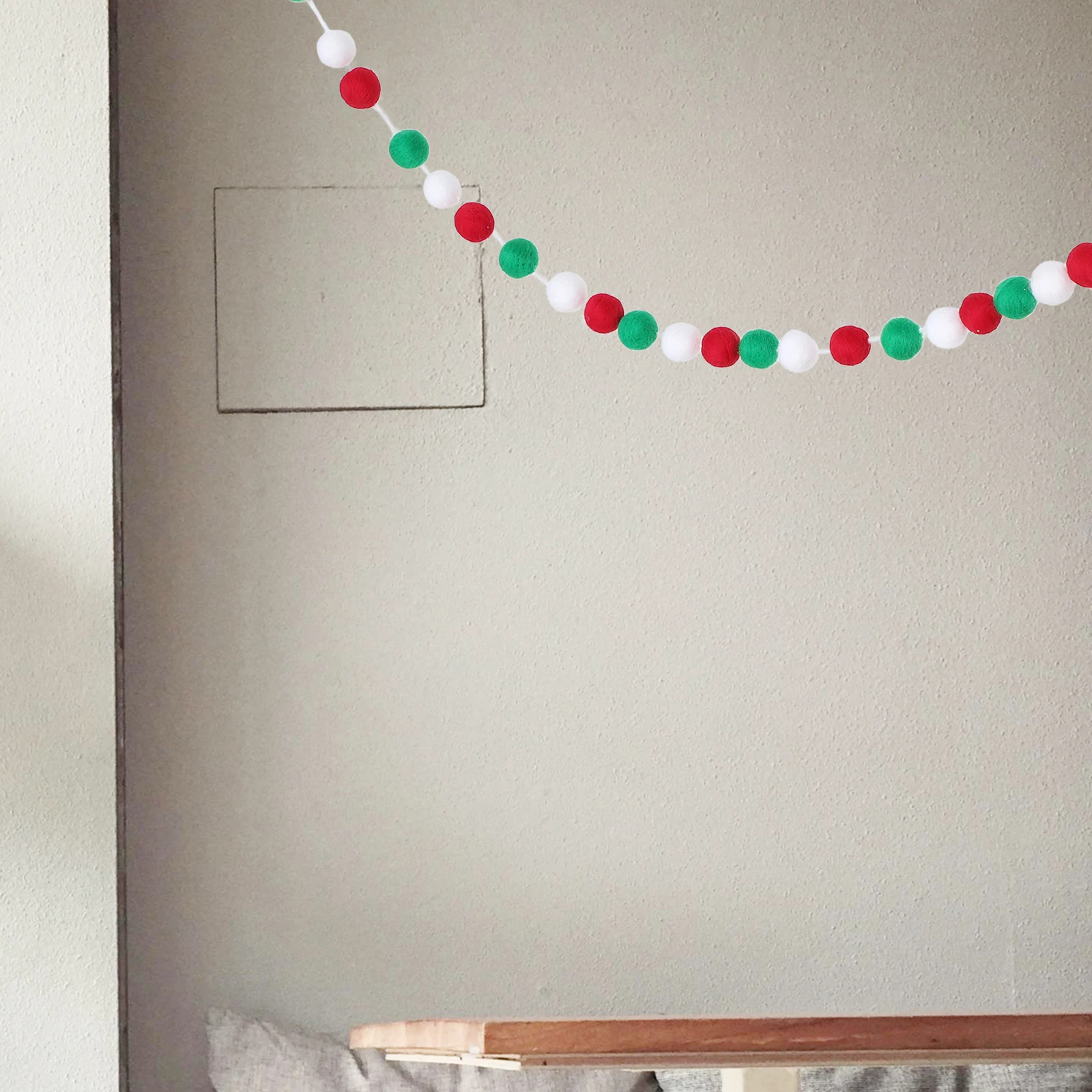 

Ball Hanging Decor nament String Fuzzy Balls Birthday Party Decoration Festive Theme Home Wool Felt