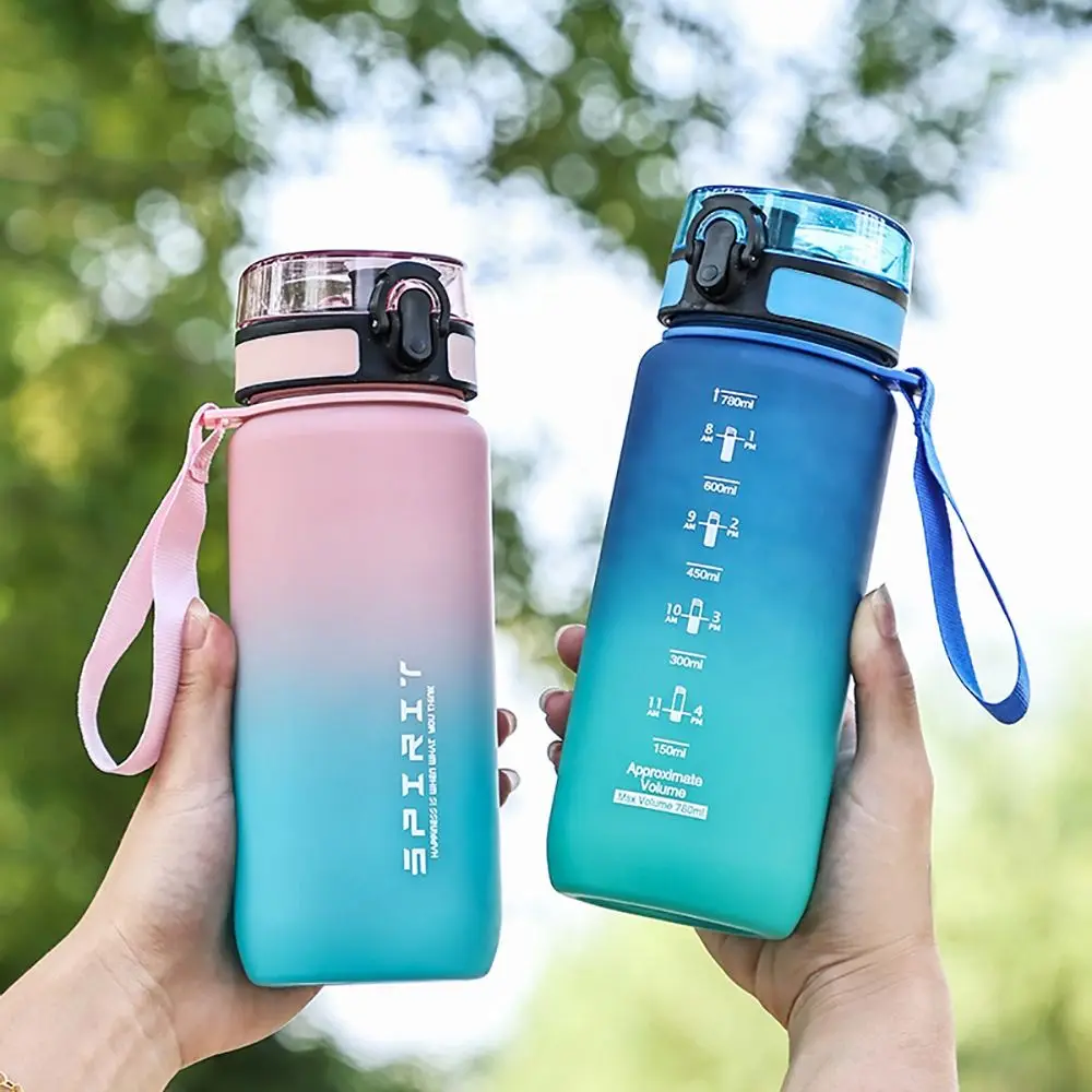 Plastic Sports Water Bottles Handheld LeakProof Large Capacity Water Cup 780ml Clear Fitness Drinking Bottle Summer/Winter