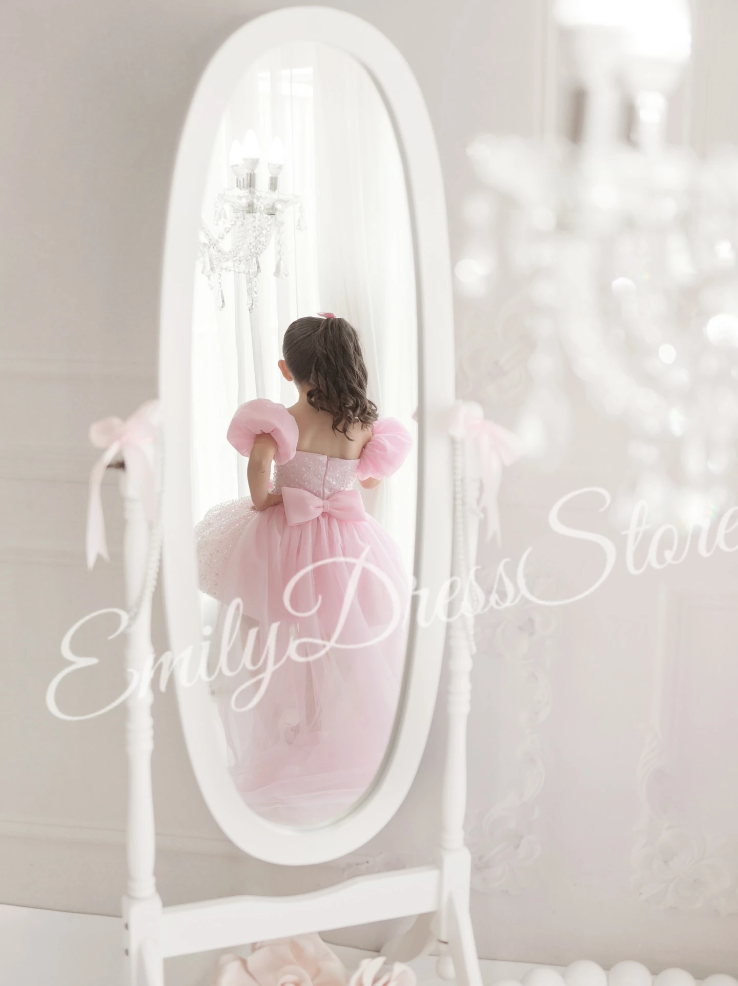 Customized Pink Flower Girl Dress For Wedding Baby Cute Pearls Puffy Mini Sequins Tulle Kids Birthday Party First Communion Gown
