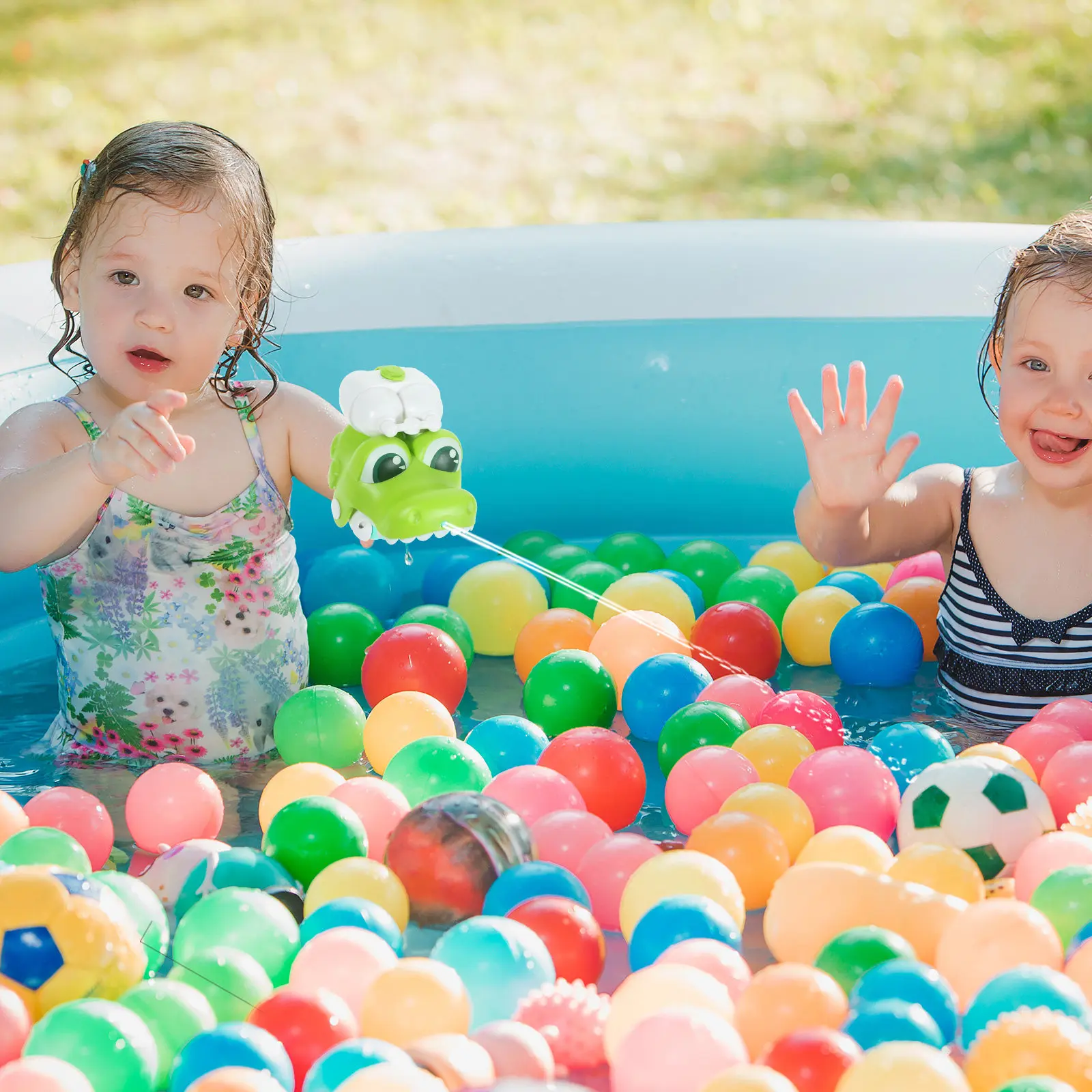 

Kids Water Shooter Cartoon Animal Shape Outdoor Beach Swimming Pool Party Favor Fun Interactive Children Water Spraying