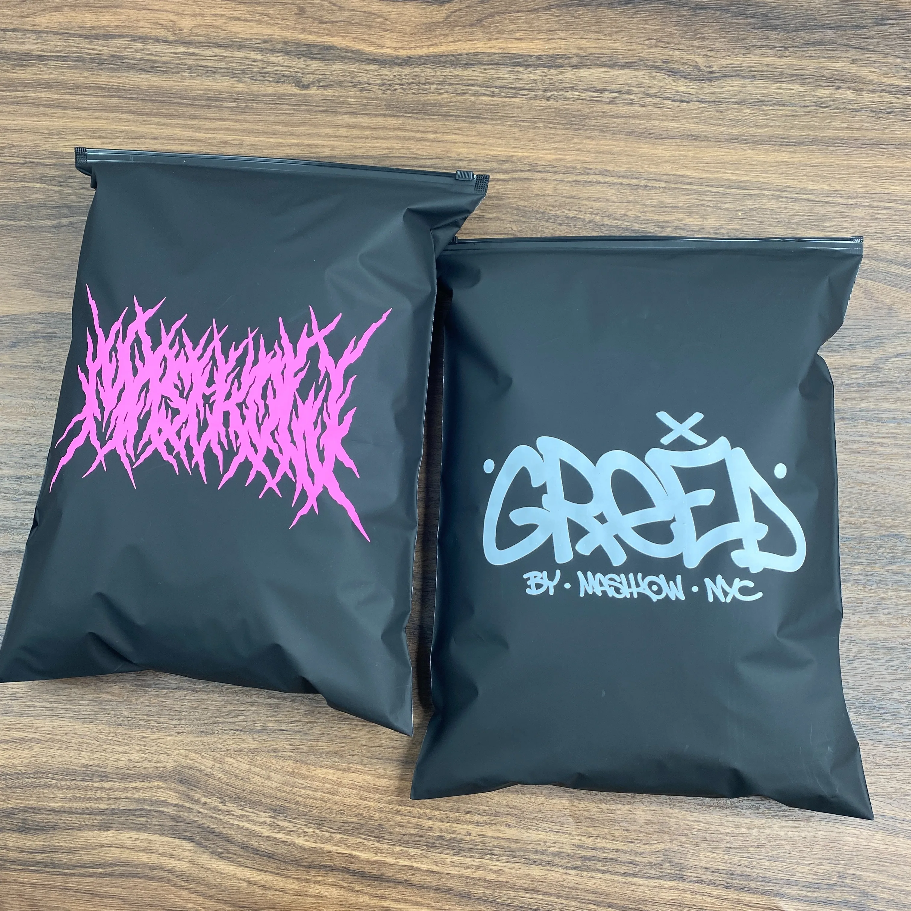 Customized black matte frosted zipper clothing bag logo printing