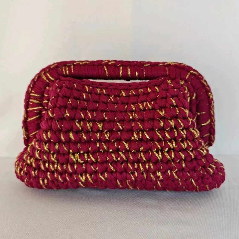 

2026 Fashion Handmade Crochet Cluth Bag Gold Thread Contrast Color Retro Women's Simple Handbag Clip-On for Daily Use Sac A Main