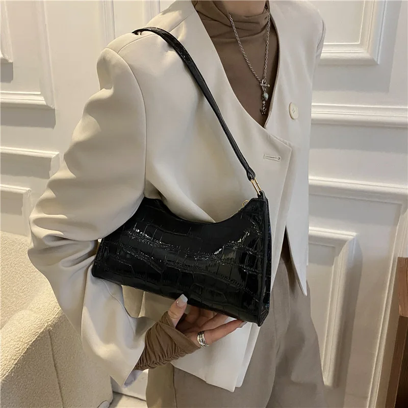 

Fashion PU Leather Bags for Women Alligator Pattern Armpit Handbag Female Small Underarm Messenger Bag Purse 2025