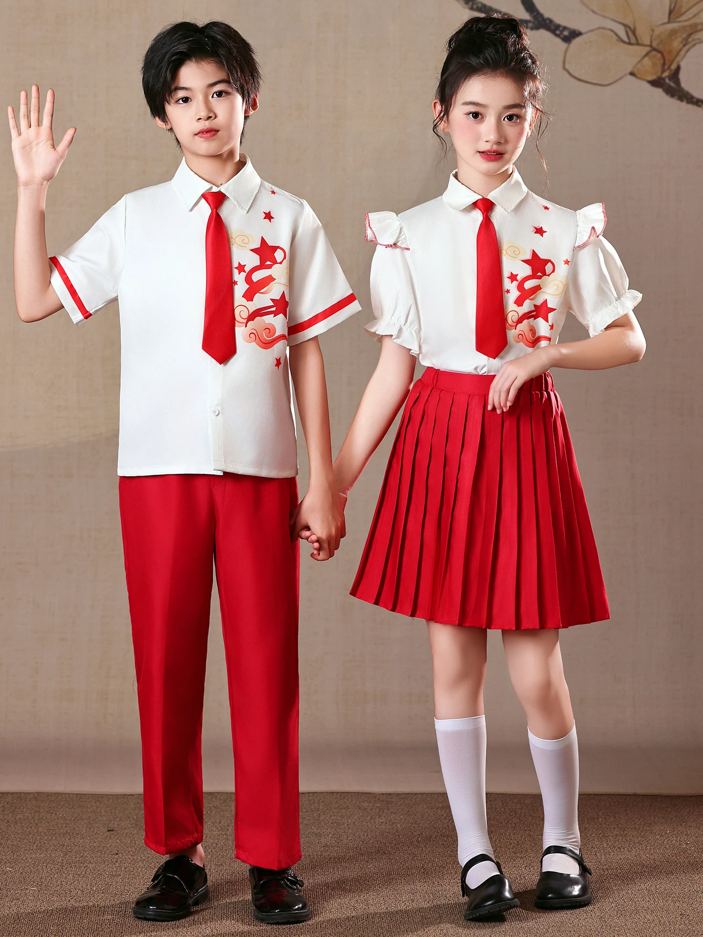 

Костюм для выступления детского хора на Национальный день, для девочек, учениц начальной и средней школы, красный, патриотический, поэтический.