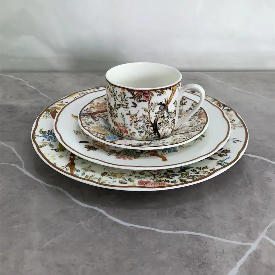 

Bone Porcelain Coffee Cup and Saucer Household Light Luxury Afternoon Tea Cup Snack Plate Set Retro Best Friend Gift