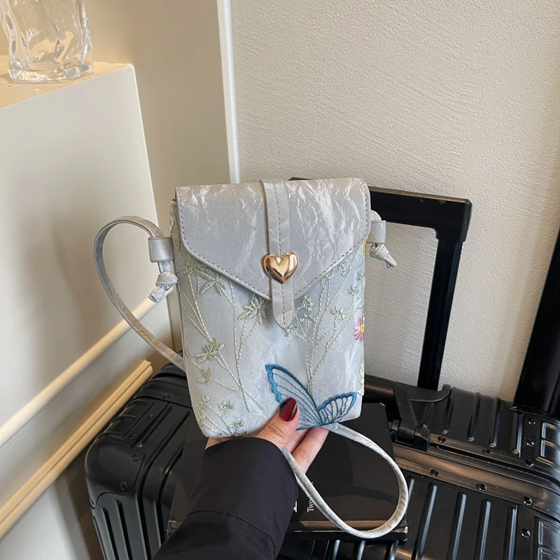 

Сумки через плечо с вышивкой из искусственной кожи, однотонные женские сумки в национальном стиле, распродажа, модные новые универсальные сумки на плечо 2025 года