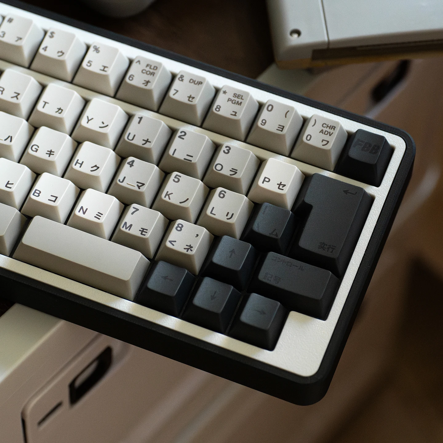 

Original Keycap FK201 Retro Style Dark Customized Mechanical Keyboard Japanese Katakana