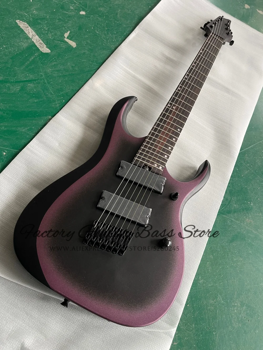

Custom 7 strings matte purple guitar, black guitar, solid wood body, wenge wood neck, HH pickups, black tuners