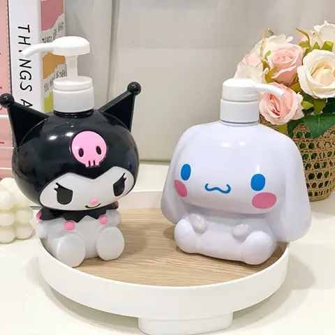 Sanrio Hello Kitty Sanitizer Pressflaska Cinnamoroll Melody Kuromi Tecknad KT Kattmodell Duschgel Refill Pressflaskor Gåvor 10 best sales bambam plysch - №4