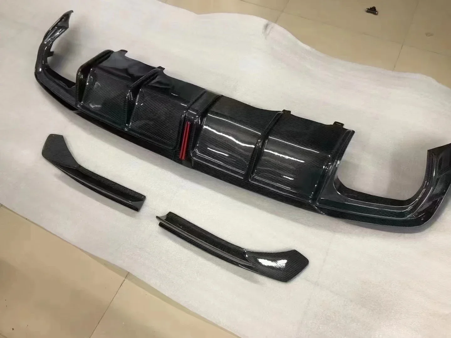 Carbon Fiber Body K… - image