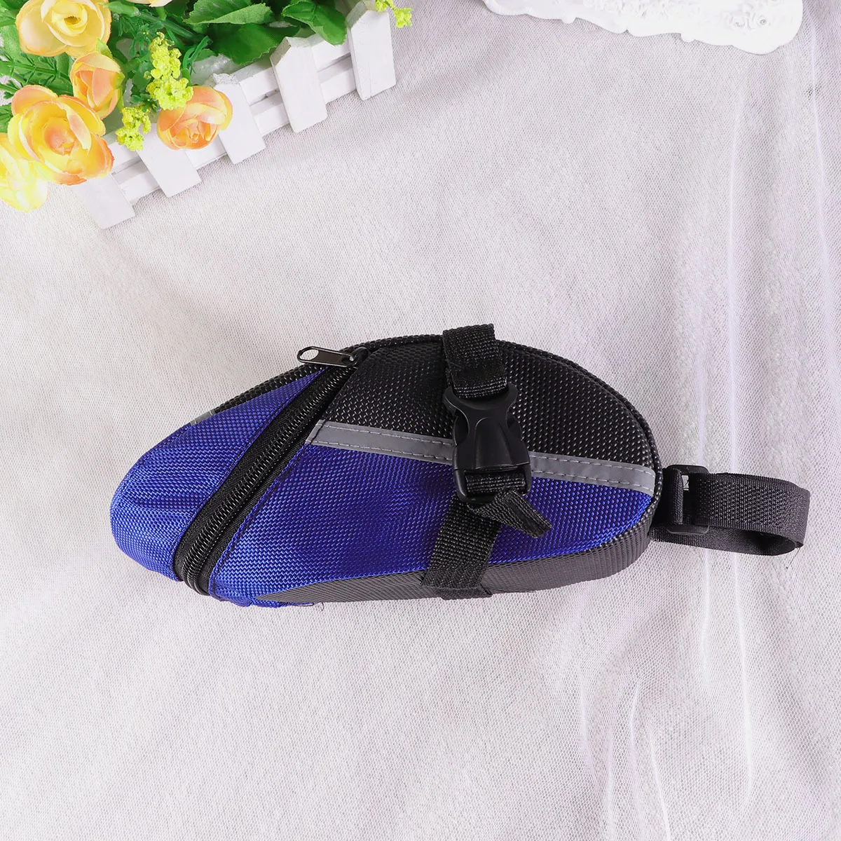 Mountain Bike Saddle Bag Waterproof Polyester Reflective Stripe Portable Bike Tail Pouch For Cell Phone Key Id Storage