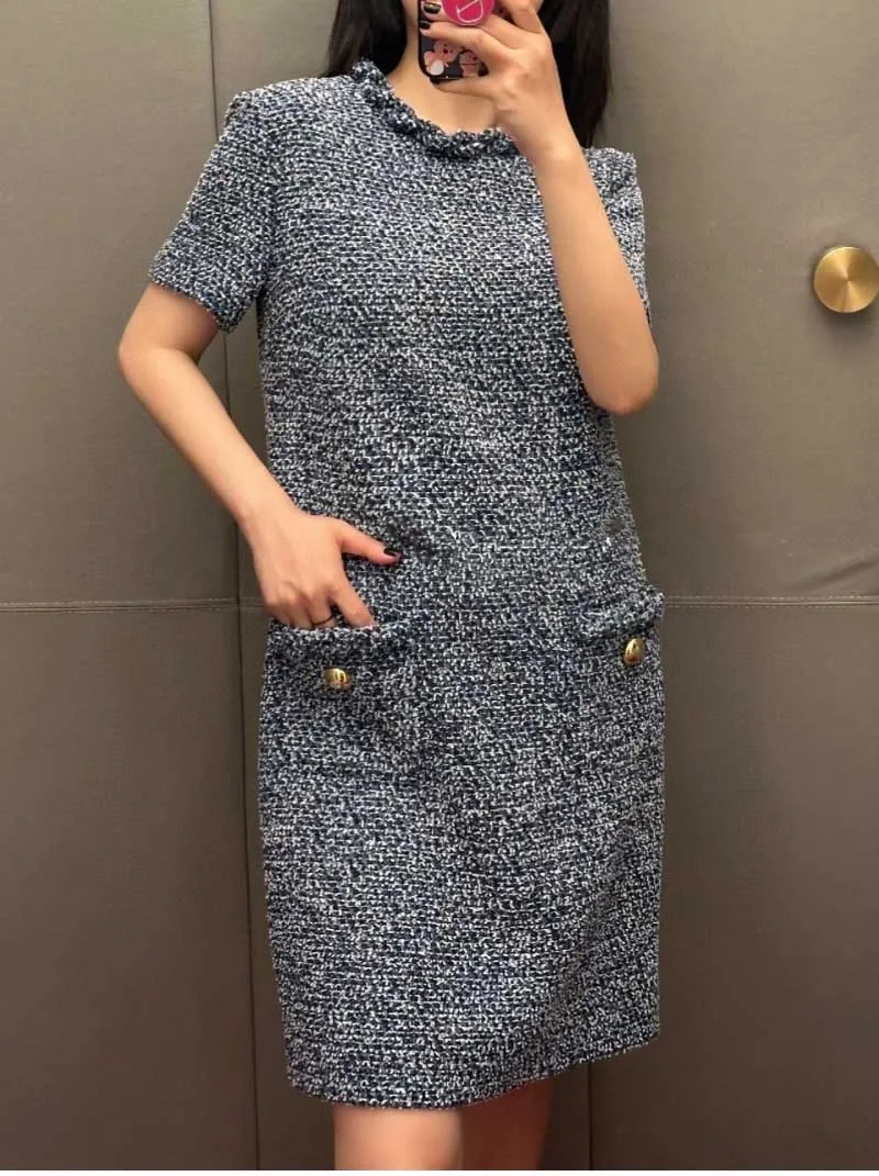 2024 autumn new U-neck tweed short-sleeved dress y2k high quality fashion classic double pocket design straight slim mini skirt