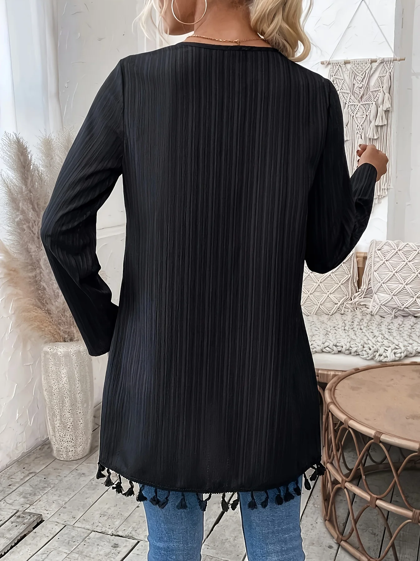 Elegant women's new tassel round neck black long sleeved T-shirt top