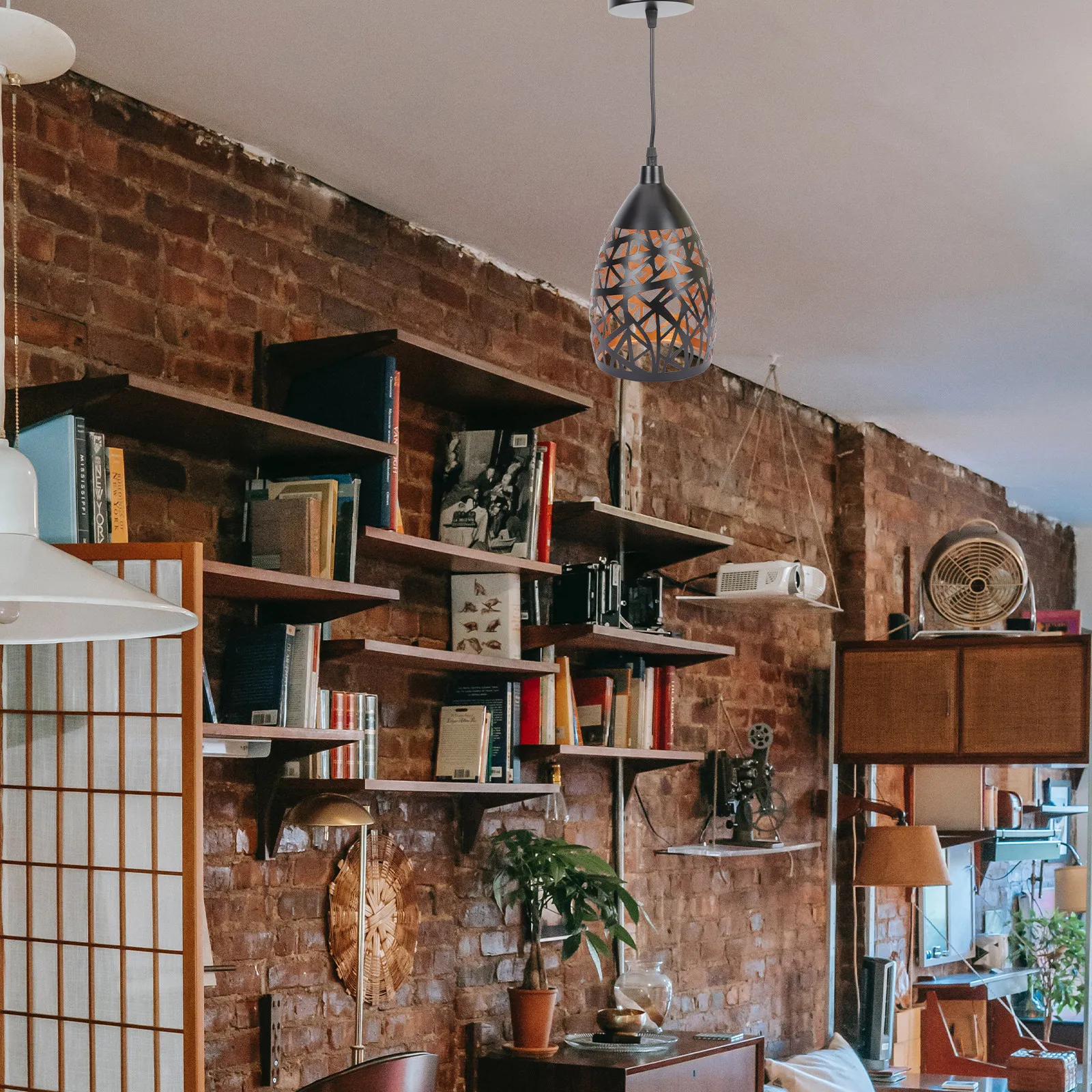 

1Pcs Vintage Ceiling Light Creative Single Head Hanging Lamp for Restaurant Hotel Coffee Shop Industrial Style Decor