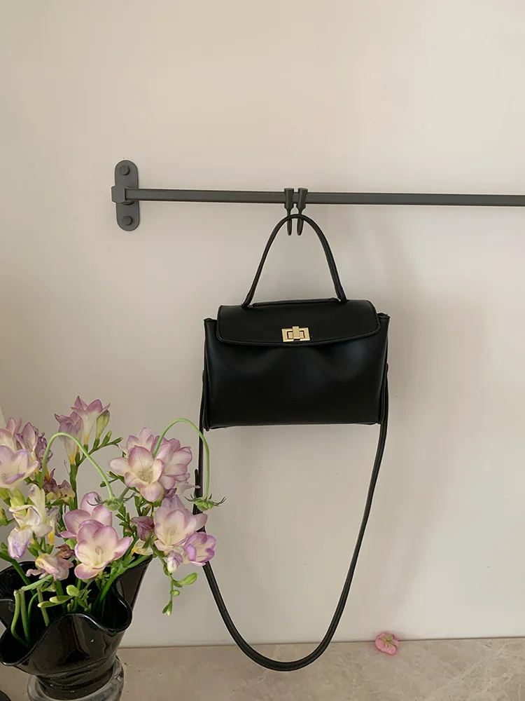 Modische Damen-Umhängetasche mit Klappe, Kleine PU-Leder Crossbody-Taschen für Frauen, Trendige Designer-Handtaschen, Handy-Geldbörse, Bolsa – Detail 12