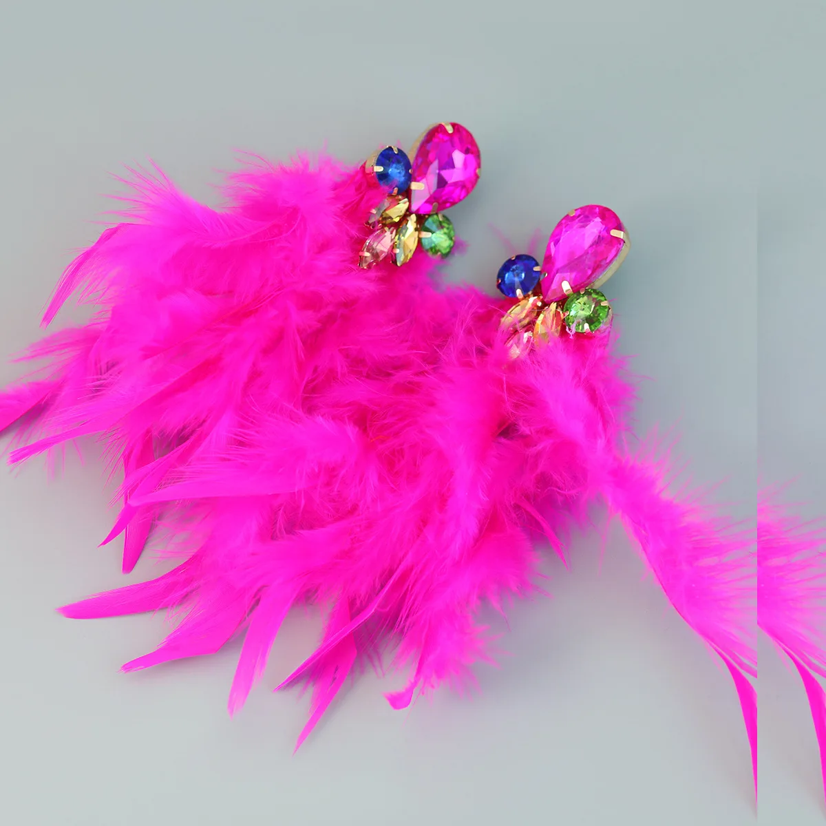 Exquisite Fashion Feather Tassel Decor Big Dangle Drop Earrings For Women Luxury Design Fairy Wedding Party Jewelry Accessories