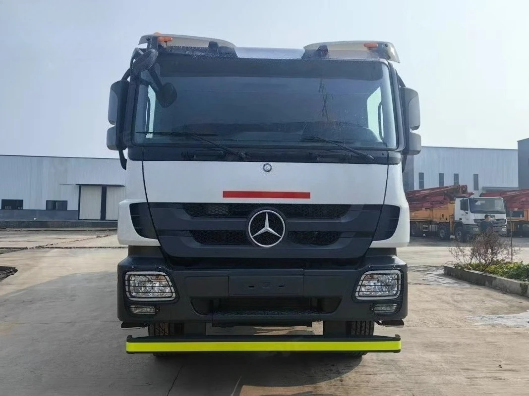 42m Chassis Boom Concrete Pump Truck, With The Engine And Its Spare Parts As Core Components.