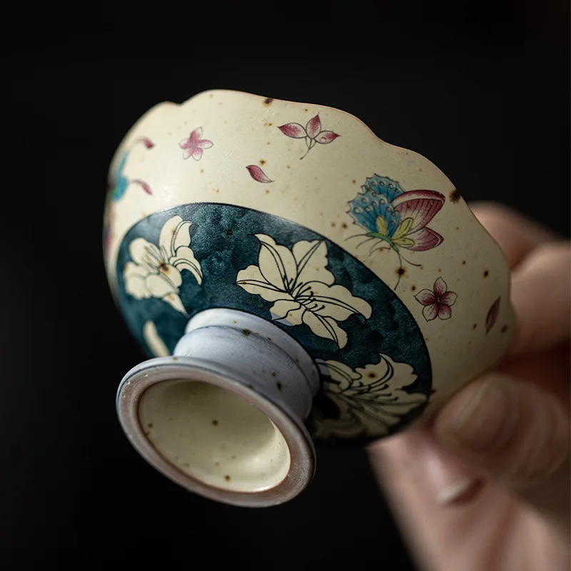 Butterfly Lily Stemmed Flared Cup Women Exclusive Retro Chinese Ceramic Tasting Cup Household Gift Souvenir Teaware Decor