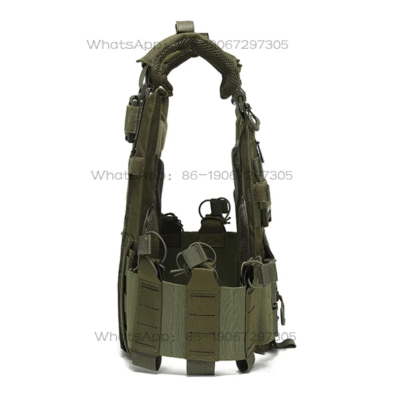 

Подходит для активного отдыха на природе: модульный тренировочный жилет для приключений в джунглях