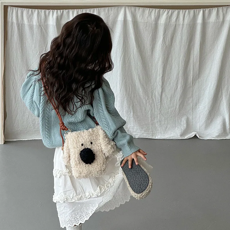 حقائب كتف على شكل كلب من القطيفة الناعمة الكرتونية للبنين والبنات حقيبة كروس صغيرة لطيفة للأطفال متعددة الاستخدامات ومحفظة للعملات المعدنية