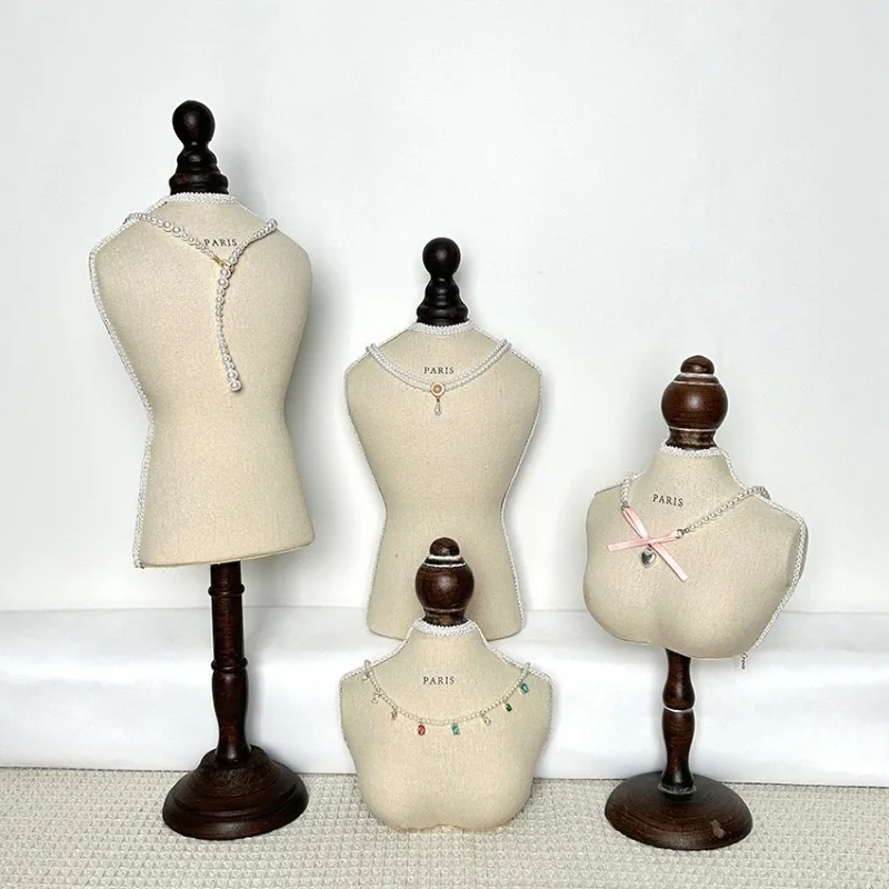 Retro portrait model, necklace display stand, clothes jewelry necklace jewelry display stall storage ornament