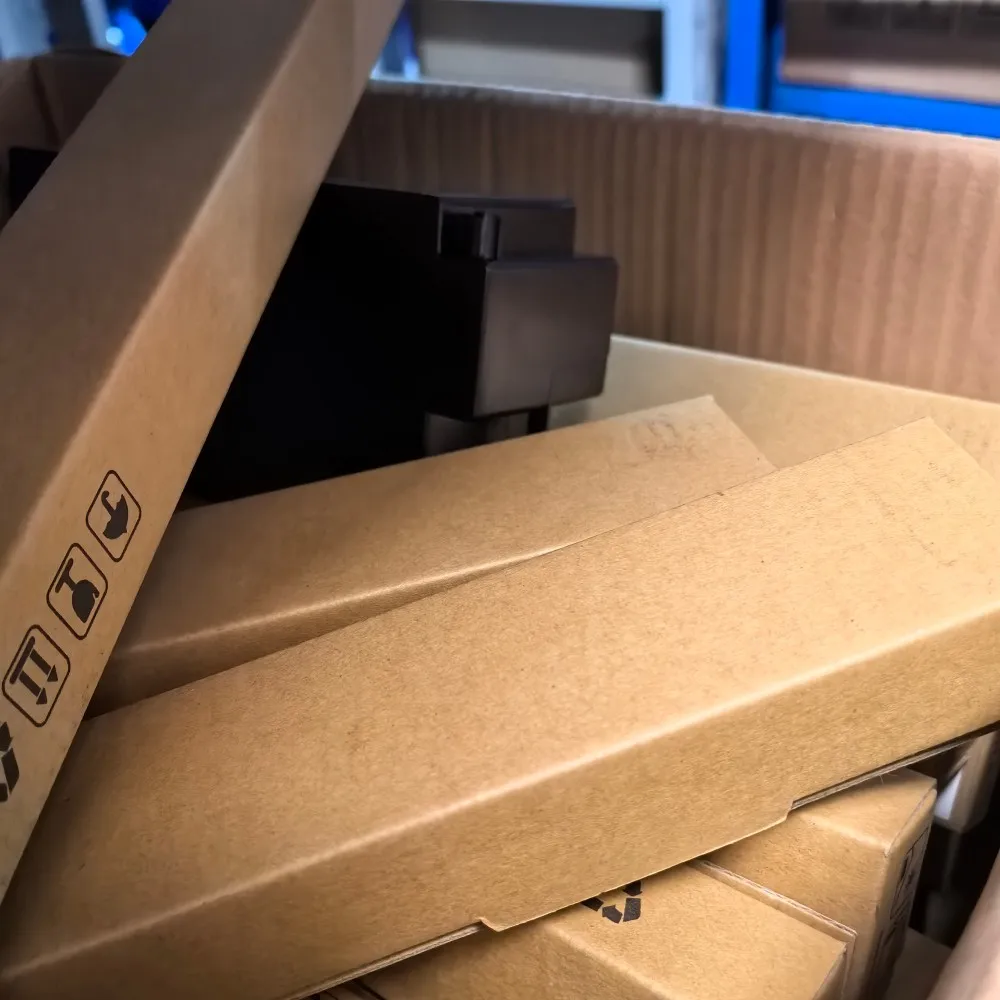 

1799792 1746399 Бак для обслуживания чернил для EPSON M100 M105 M200 M201 M205 L550 L551 L555 L565 L566 L575 WF 2510 2520 2530