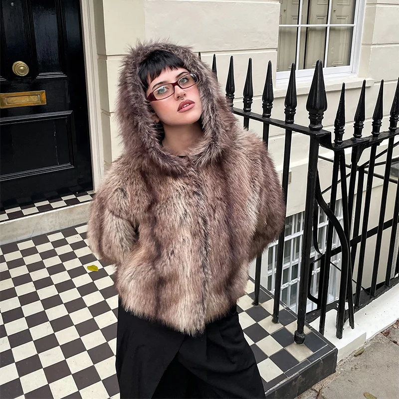 2025 شيك رشاقته رقيق معطف قصير للنساء عادية فو الفراء فضفاض مقنعين طويلة الأكمام البني سترة الشتاء الفاخرة معطف دافئ #3