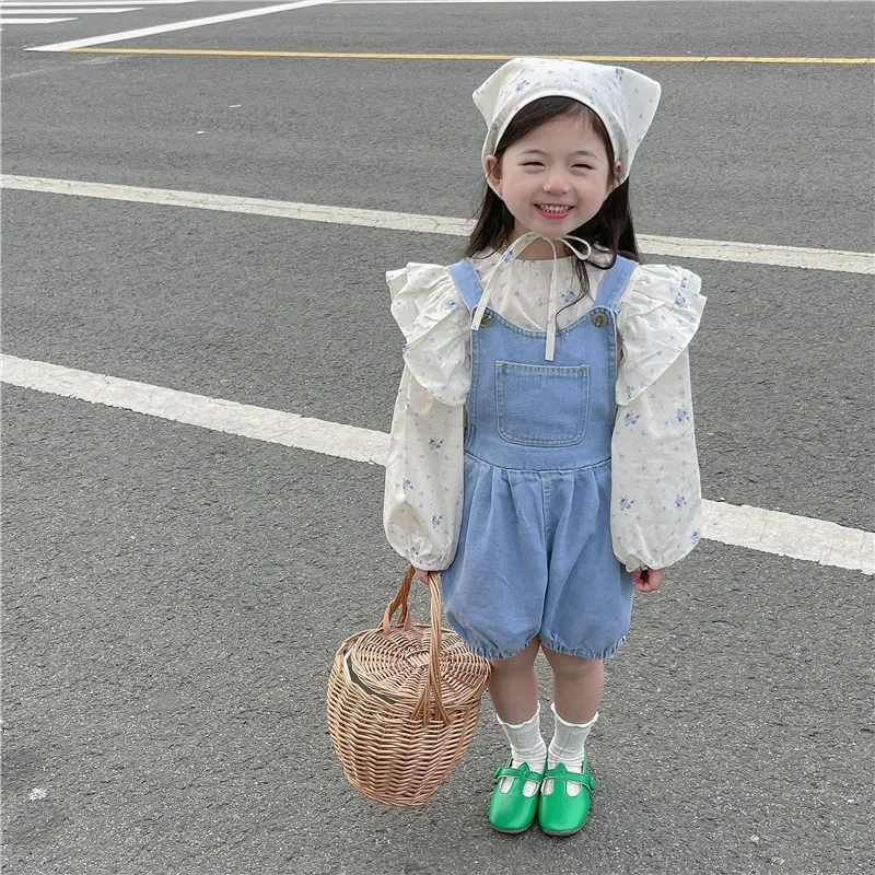 Children Set 2023 Spring Autumn Korean Style New Fashionable Girls Small Floral Flying Sleeve Shirt Denim Overalls Shorts Set