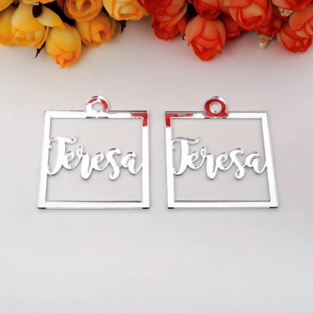 

50pcs Custom Acrylic Name Mirror5cmSquare Hollow Out Tags Personalized Christening & Baptism Kids BabyShower Party Decor