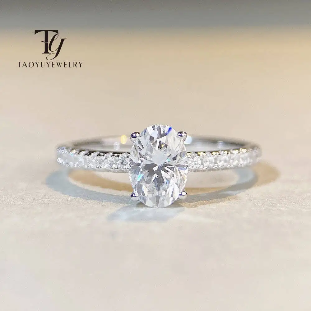 

Женское Обручальное кольцо из серебра 1,0 пробы с овальной огранкой