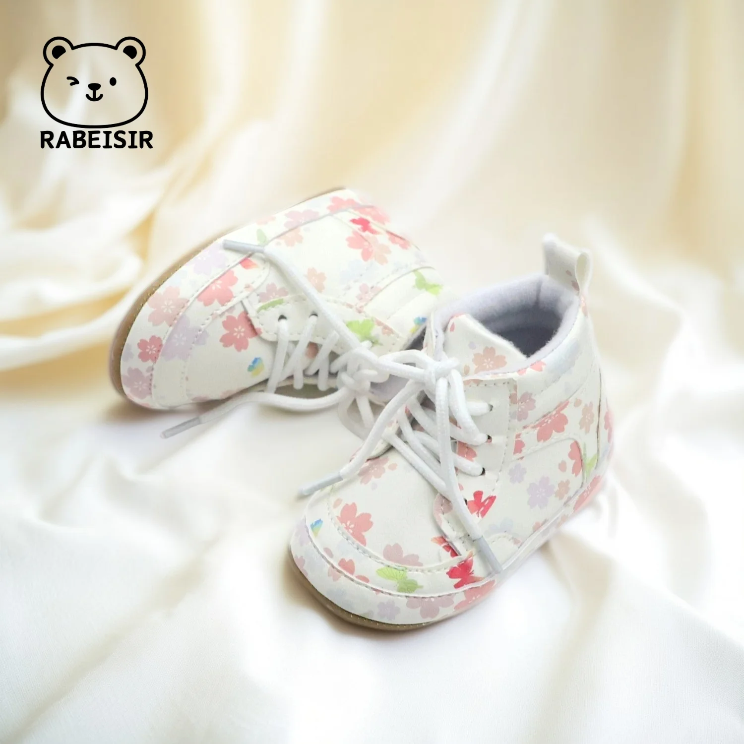 أحذية رياضية للفتيات الصغيرات، أحذية للأطفال، أحذية عالية الجودة، قابلة للتنفس، غير قابلة للانزلاق، بسيطة ومتعددة الاستخدامات، طراز الربيع والخريف