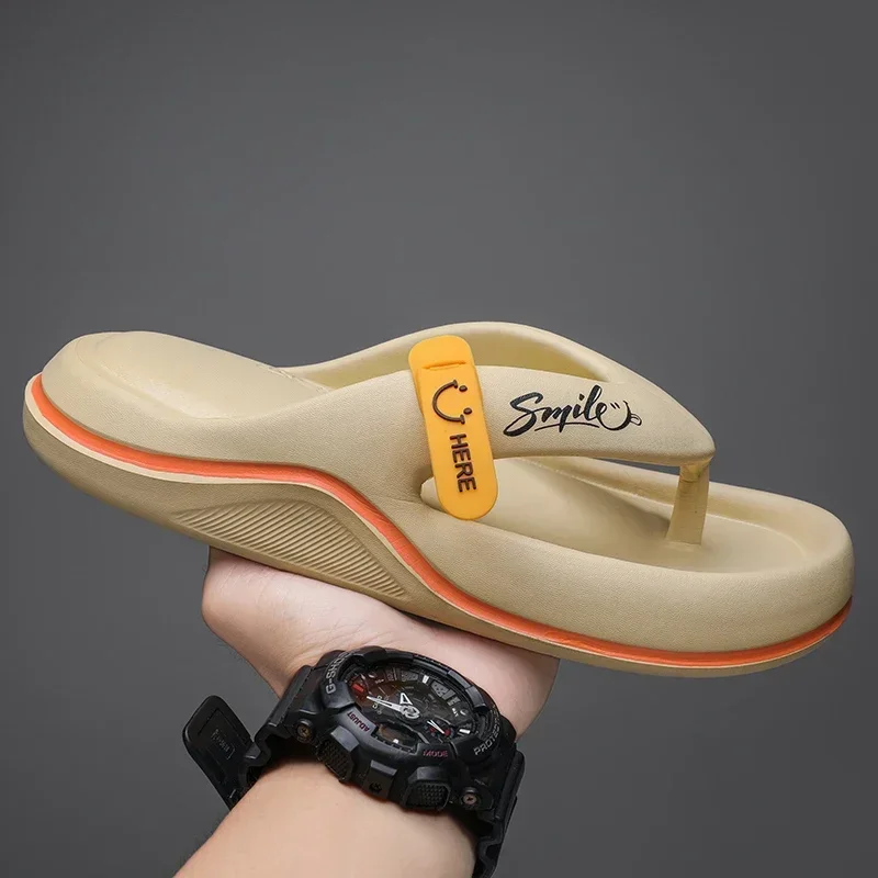 Infradito con plateau da uomo pantofole estive con suola morbida in EVA per uomo scarpe da spiaggia Casual all'aperto scarpe da bagno antiscivolo per la casa