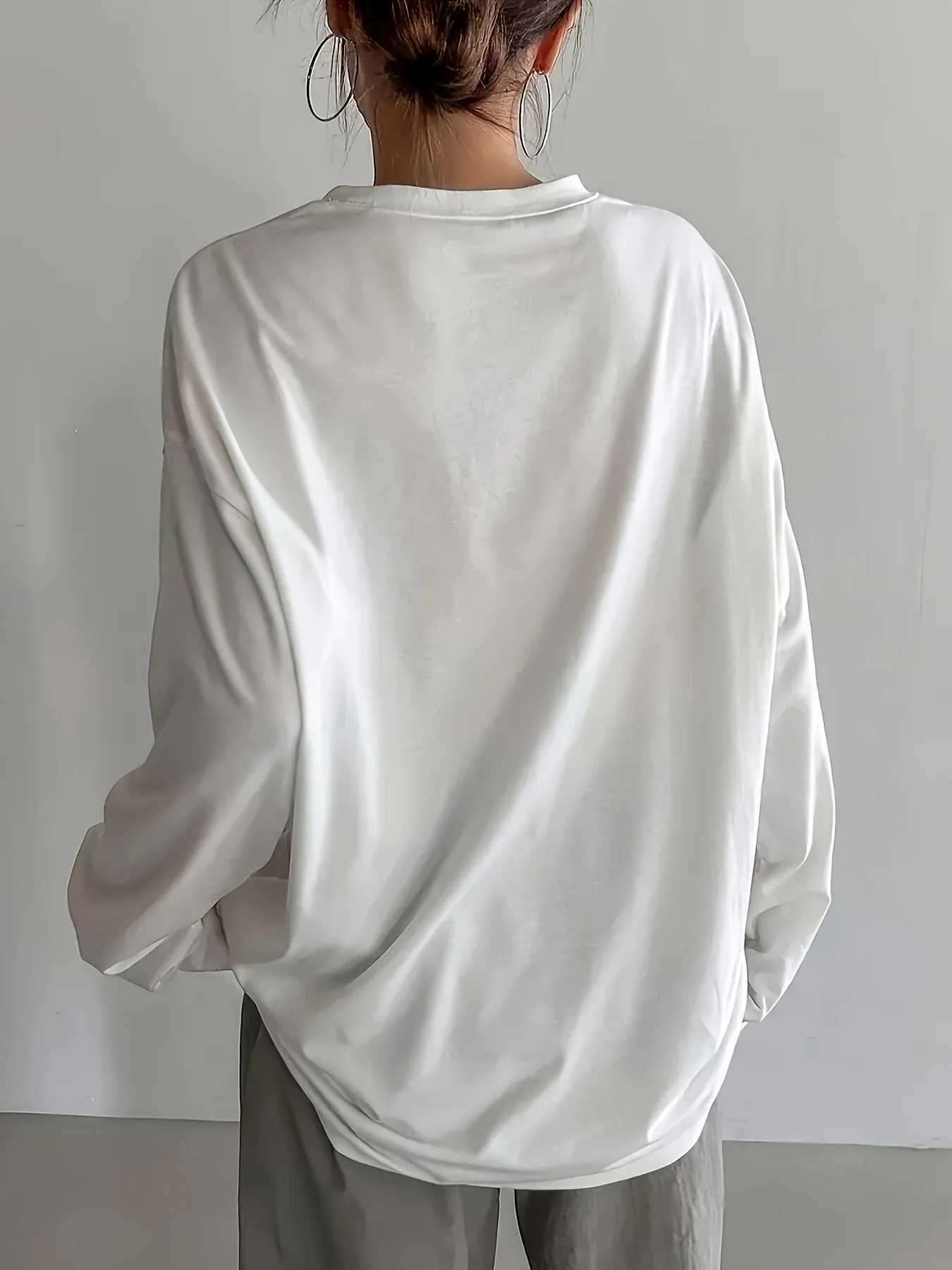 Ladies' Loose Round Neck Fashionable Versatile White 100% Cotton Comfortable Long Sleeved T-shirt Trendy image 2