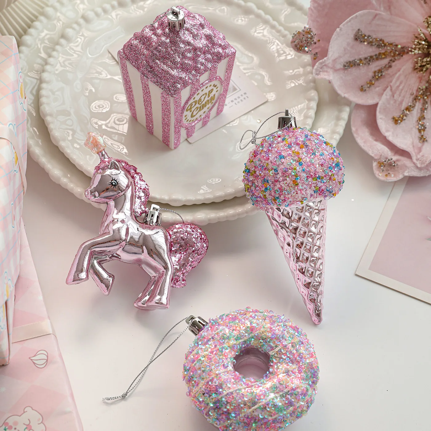 

Cartoon Christmas Ice Cream Pendant Plastic Shatterproof DIY Lollipop Pony Ornaments Shiny Pink 3D Xmas Snowflake Pendant